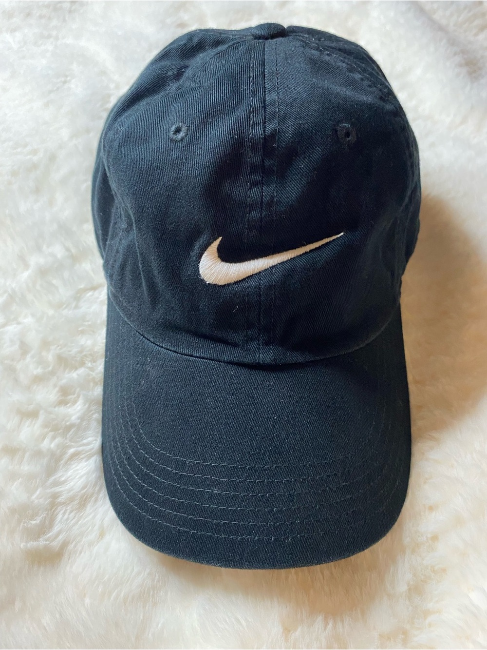 Nike Heritage86 Black Adjustable Dad Hat White Swoosh One Size